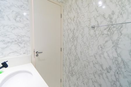 Banheiro de apartamento à venda com 2 quartos, 34m² em Vila Paulista, São Paulo