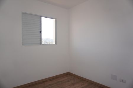 Quarto 1 de apartamento para alugar com 2 quartos, 47m² em Jardim Elizabete, Embu das Artes