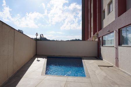 Área comum - Piscina de apartamento para alugar com 2 quartos, 47m² em Jardim Elizabete, Embu das Artes
