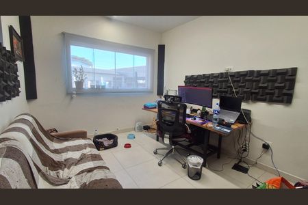 Casa para alugar com 174m², 4 quartos e 2 vagas Casa para alugar com 174m², 4 quartos e 2 vagasQuarto 2