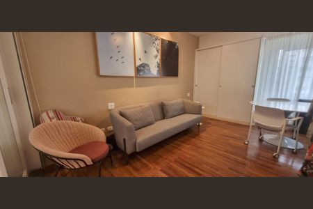 Apartamento à venda com 3 quartos, 245m² em Cerqueira César, São Paulo