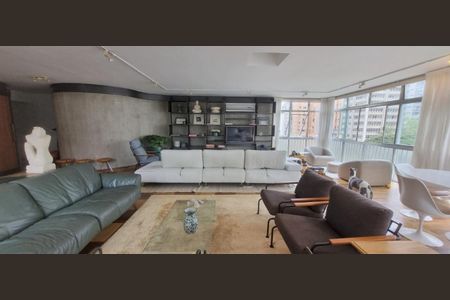 Apartamento à venda com 3 quartos, 245m² em Cerqueira César, São Paulo