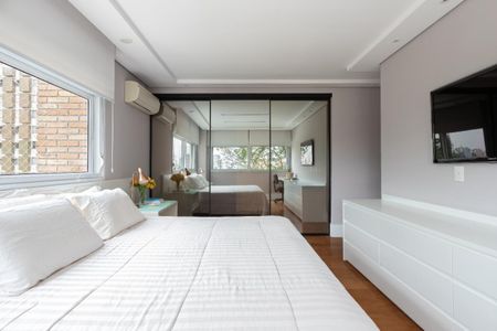 Apartamento à venda com 235m², 4 quartos e 4 vagas