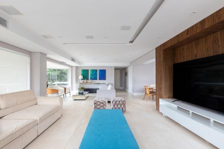 Apartamento à venda com 235m², 4 quartos e 4 vagas