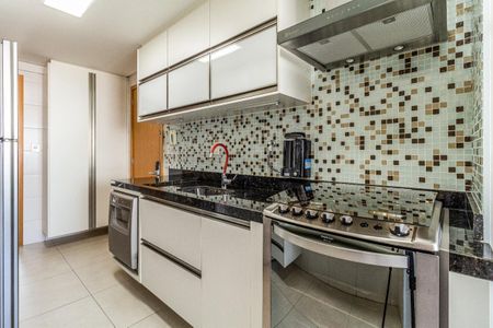 Apartamento à venda com 115m², 3 quartos e 3 vagas