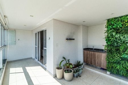 Apartamento à venda com 115m², 3 quartos e 3 vagas