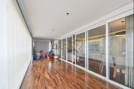 Apartamento à venda com 4 quartos, 201m² em Sumaré, São Paulo