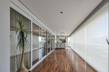 Apartamento à venda com 4 quartos, 201m² em Sumaré, São Paulo