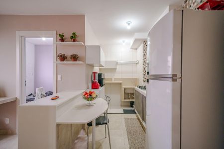 Cozinha de apartamento à venda com 2 quartos, 34m² em Jardim Peri Peri, São Paulo