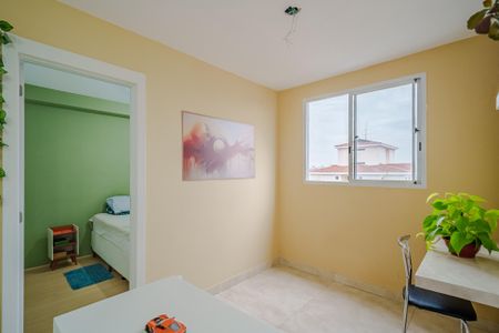 Apartamento à venda com 34m², 2 quartos e sem vaga Apartamento à venda com 34m², 2 quartos e sem vagaSala