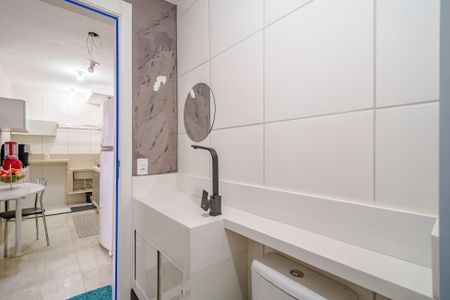 Apartamento à venda com 34m², 2 quartos e sem vaga Apartamento à venda com 34m², 2 quartos e sem vagaBanheiro