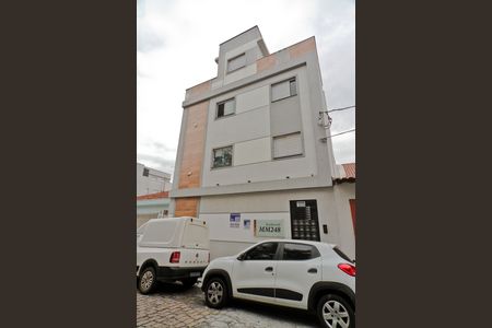 Fachada + placa de apartamento para alugar com 2 quartos, 32m² em Carandiru, São Paulo