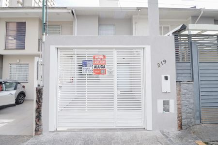 Garagem de casa para alugar com 2 quartos, 110m² em Santana, São Paulo