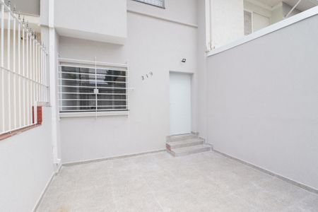 Garagem de casa para alugar com 2 quartos, 110m² em Santana, São Paulo