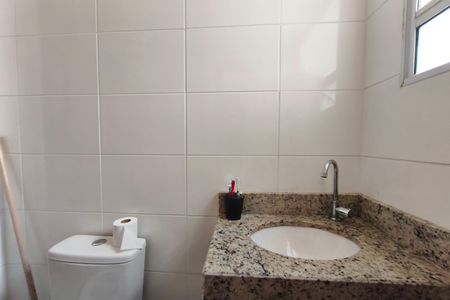 Apartamento à venda com 60m², 2 quartos e 1 vaga Apartamento à venda com 60m², 2 quartos e 1 vagaBanheiro Suíte