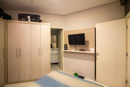 Casa para alugar com 45m², 1 quarto e 1 vaga Casa para alugar com 45m², 1 quarto e 1 vagaSuíte