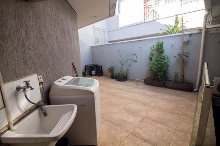 Casa para alugar com 45m², 1 quarto e 1 vaga Casa para alugar com 45m², 1 quarto e 1 vagaÁrea de Serviço