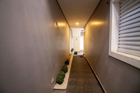 Casa para alugar com 45m², 1 quarto e 1 vaga Casa para alugar com 45m², 1 quarto e 1 vagaCorredor