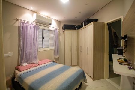 Suíte  de casa para alugar com 1 quarto, 45m² em Capão Redondo, São Paulo