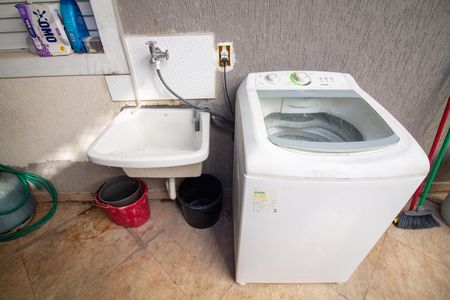 Casa para alugar com 45m², 1 quarto e 1 vaga Casa para alugar com 45m², 1 quarto e 1 vagaÁrea de Serviço