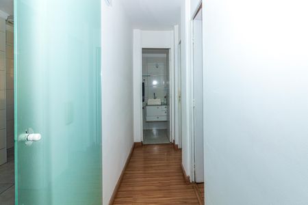 Apartamento para alugar com 50m², 2 quartos e 1 vaga Apartamento para alugar com 50m², 2 quartos e 1 vagaCorredor