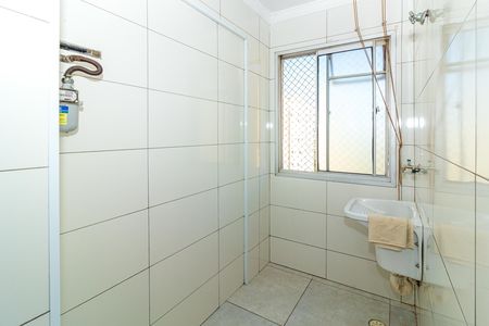 Apartamento para alugar com 50m², 2 quartos e 1 vaga Apartamento para alugar com 50m², 2 quartos e 1 vagaCozinha e Área de Serviço