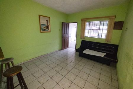 Casa para alugar com 130m², 2 quartos e 5 vagas Casa para alugar com 130m², 2 quartos e 5 vagasSala