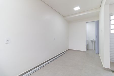 Cozinha  de casa para alugar com 1 quarto, 85m² em Vila Moraes, São Paulo