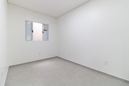 Quarto 1 de casa para alugar com 2 quartos, 70m² em Vila Moraes, São Paulo