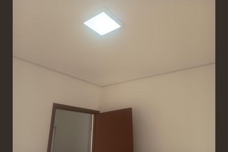 Casa para alugar com 60m², 2 quartos e 1 vaga Casa para alugar com 60m², 2 quartos e 1 vagaQuarto