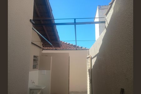 Casa para alugar com 60m², 2 quartos e 1 vaga Casa para alugar com 60m², 2 quartos e 1 vagaÁrea externa