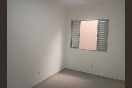 Quarto de casa para alugar com 2 quartos, 60m² em Vila Moraes, São Paulo