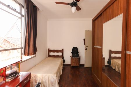 Apartamento à venda com 74m², 2 quartos e 1 vaga