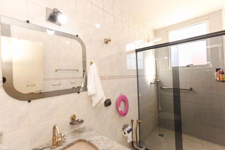 Apartamento à venda com 74m², 2 quartos e 1 vaga