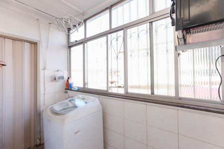 Apartamento à venda com 74m², 2 quartos e 1 vaga