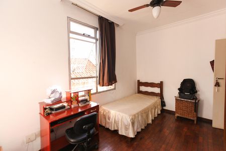 Apartamento à venda com 74m², 2 quartos e 1 vaga