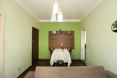 Apartamento à venda com 74m², 2 quartos e 1 vaga