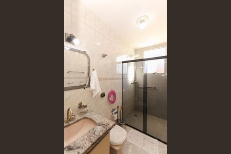 Apartamento à venda com 74m², 2 quartos e 1 vaga