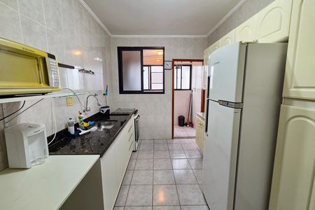 Cozinha de apartamento para alugar com 2 quartos, 77m² em Canto do Forte, Praia Grande