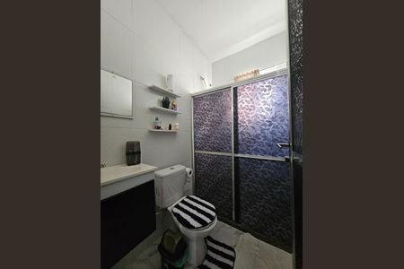 Apartamento para alugar com 70m², 2 quartos e sem vaga Apartamento para alugar com 70m², 2 quartos e sem vagaBanheiro da Suíte 1