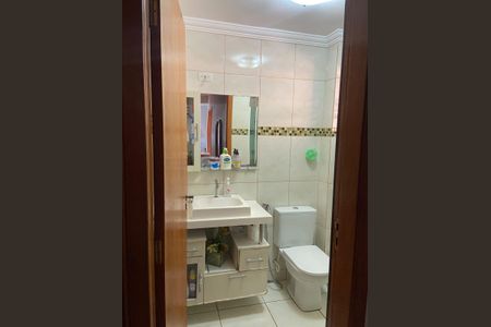 Banheiro de apartamento à venda com 2 quartos, 60m² em Vila Vivaldi, São Bernardo do Campo