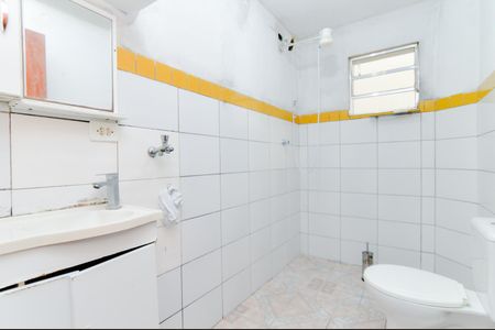Banheiro de apartamento para alugar com 1 quarto, 34m² em Jardim Santa Mena, Guarulhos