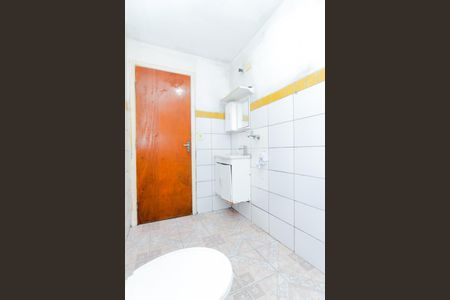 Banheiro de apartamento para alugar com 1 quarto, 34m² em Jardim Santa Mena, Guarulhos