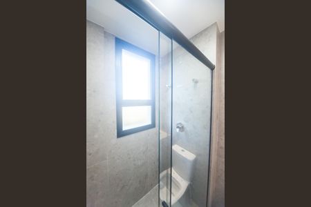 Apartamento para alugar com 66m², 2 quartos e 1 vaga Apartamento para alugar com 66m², 2 quartos e 1 vagaBanheiro social