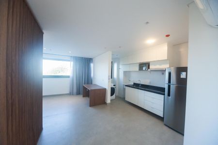 sala de apartamento para alugar com 1 quarto, 46m² em Vale do Sereno, Nova Lima