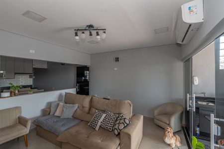 Casa à venda com 160m², 2 quartos e 1 vaga Casa à venda com 160m², 2 quartos e 1 vagaSala de Estar/TV