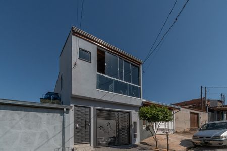 Fachada de casa à venda com 2 quartos, 160m² em Parque Residencial Salerno (nova Veneza), Sumaré