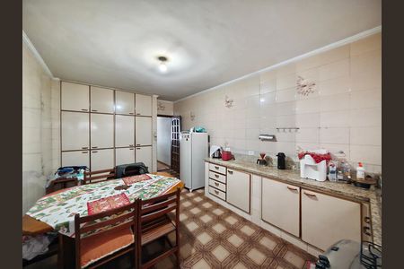 Casa para alugar com 106m², 2 quartos e 1 vaga Casa para alugar com 106m², 2 quartos e 1 vagaCozinha