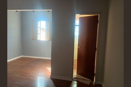 Quarto de casa para alugar com 2 quartos, 120m² em Vila Santo Estefano, São Paulo