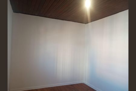 Casa para alugar com 120m², 2 quartos e 1 vaga Casa para alugar com 120m², 2 quartos e 1 vagaQuarto